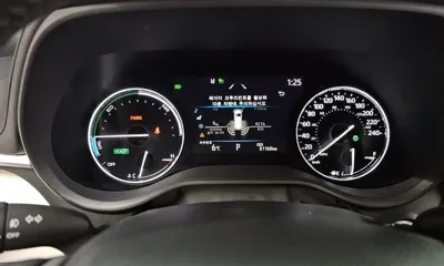 Toyota Sienna 2023, 81160 км, за 35430.43 USD - фото 8