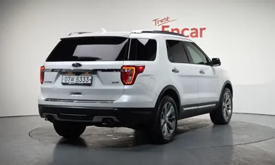 Ford Explorer 2018, 93778 км, за 10132.44 USD