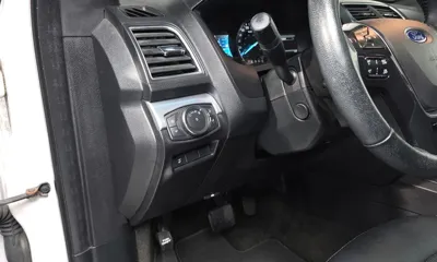 Ford Explorer 2018, 93778 км, за 10132.44 USD - фото 13