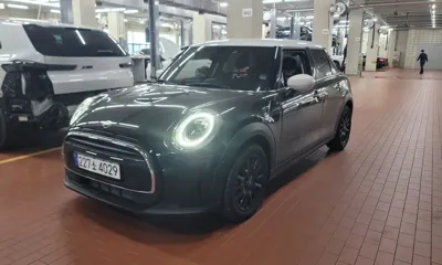 MINI Cooper · 2024 год