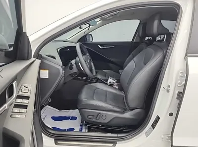 Kia Niro 2022, 46456 км, за 17263.85 USD - фото 10