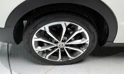KG_Mobility_Ssangyong TIBOLI 2019, 95647 км, за 6092.71 USD