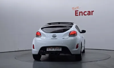 Hyundai Veloster 2012, 144415 км, за 2359.75 USD