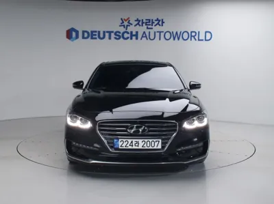 Hyundai Grandeur 2018, 93463 км, за 11205.22 USD