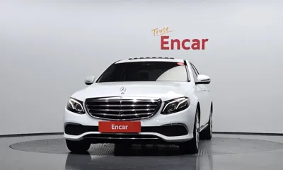 Mercedes-Benz E-Class 2019, 95113 км, за 16511.73 USD - фото 3