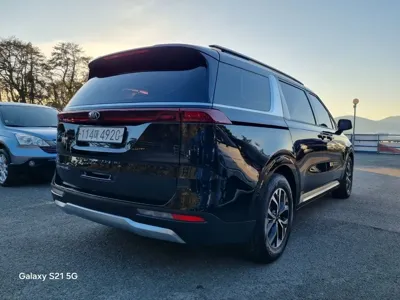 Kia Canival 2021, 128714 км, за 14375.74 USD
