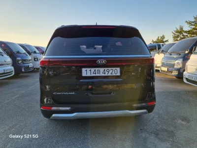 Kia Canival 2021, 128714 км, за 14375.74 USD