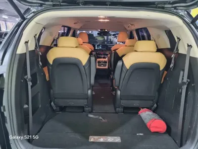 Kia Canival 2021, 128714 км, за 14260.59 USD - фото 20
