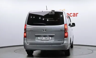 Hyundai Starex 2017, 192051 км, за 5483.98 USD