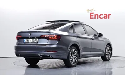 Volkswagen Jetta 2021, 43361 км, за 20283.58 USD