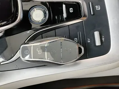 BYD Pro New Energy 2023, 57800 км, за 10329.14 USD - фото 9