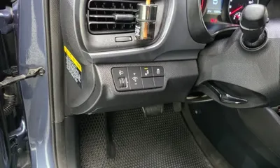 Kia Stonic 2018, 100824 км, за 5211.73 USD - фото 15