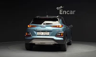 Hyundai Kona 2018, 55309 км, за 9360.98 USD