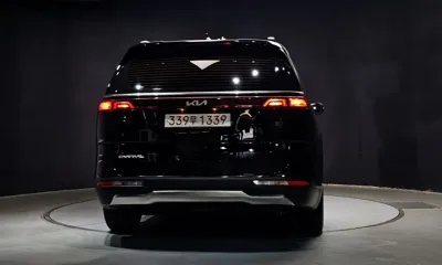 Kia Canival 2023, 61264 км, за 18385.44 USD