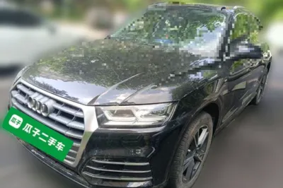 Audi Q5L · 2018 год