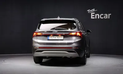 Hyundai Santafe 2021, 86495 км, за 14647.92 USD