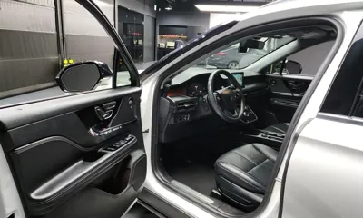 Lincoln Corsair 2021, 72479 км, за 14768.2 USD - фото 10