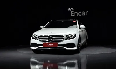 Mercedes-Benz E-Class 2017, 87588 км, за 12481.31 USD