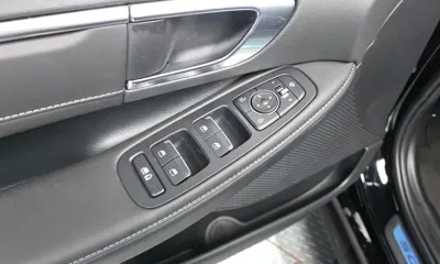 Hyundai Sonata 2023, 11367 км, за 16272.7 USD - фото 30