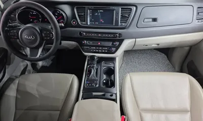 Kia Canival 2016, 115458 км, за 5382.7 USD - фото 7