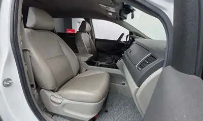 Kia Canival 2016, 115458 км, за 5382.7 USD - фото 10