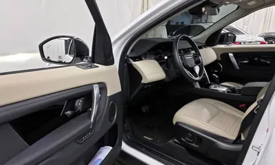 Land Rover Discovery Sport 2023, 31932 км, за 23466.44 USD - фото 10
