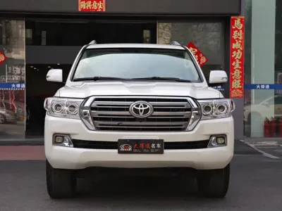 Toyota Land Cruiser 2019, 25000 км, за 71187.55 USD