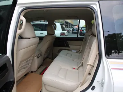 Toyota Land Cruiser 2019, 25000 км, за 71284.32 USD - фото 16