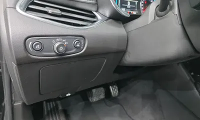 ChevroletGMDaewoo Malibu 2017, 121017 км, за 4558.97 USD - фото 13