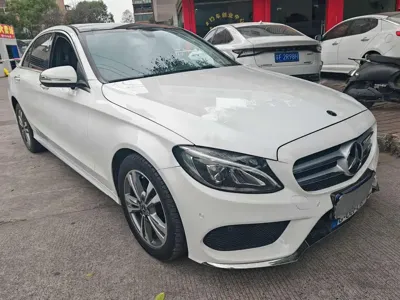 Mercedes-Benz C-Class 2017, 130000 км, за 14280.52 USD