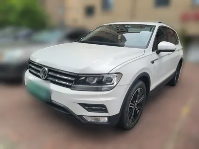 Volkswagen Tiguan L · 2020 год