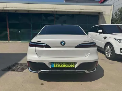 BMW 7-Series 2024, 56000 км, за 64077.6 USD