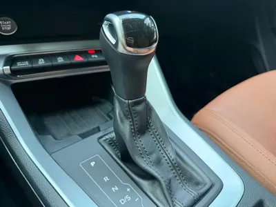 Audi Q3 2020, 65353 км, за 19190.75 USD - фото 9