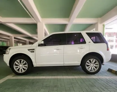 Land Rover Freelander 2014, 102000 км, за 6498.62 USD