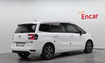Citroen-DS C4 SpaceTourer 2021, 90795 км, за 11059.59 USD