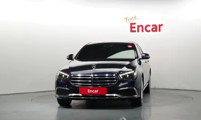 Mercedes-Benz E-Class 2022, 49599 км, за 22074.62 USD