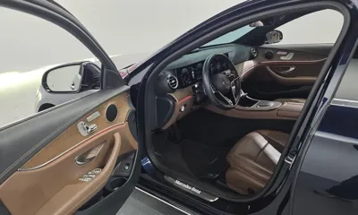 Mercedes-Benz E-Class 2022, 49599 км, за 22074.62 USD - фото 10