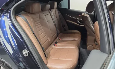 Mercedes-Benz E-Class 2022, 49599 км, за 22074.62 USD - фото 12