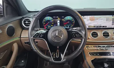 Mercedes-Benz E-Class 2022, 49599 км, за 22074.62 USD - фото 14