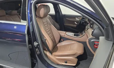 Mercedes-Benz E-Class 2022, 49599 км, за 22074.62 USD - фото 26