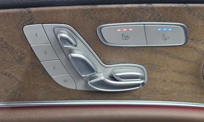 Mercedes-Benz E-Class 2022, 49599 км, за 22074.62 USD - фото 31