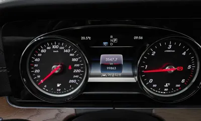 Mercedes-Benz E-Class 2018, 99863 км, за 15189.96 USD - фото 8