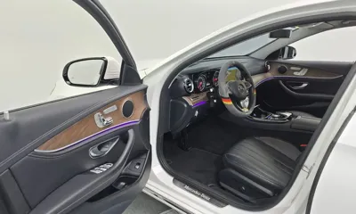 Mercedes-Benz E-Class 2018, 99863 км, за 15189.96 USD - фото 10