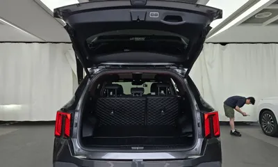 Kia Sorento 2025, 4622 км, за 22297.33 USD - фото 20