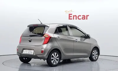 Kia Morning 2013, 96639 км, за 2795.29 USD