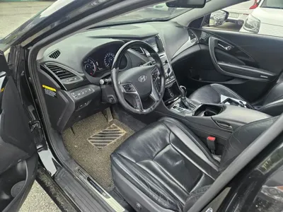 Hyundai Grandeur 2016, 188172 км, за 4291.2 USD