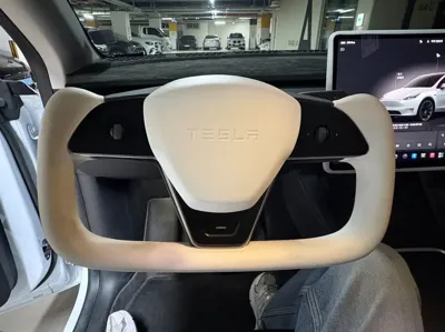 Tesla Model Y 2023, 78293 км, за 24484.71 USD - фото 6