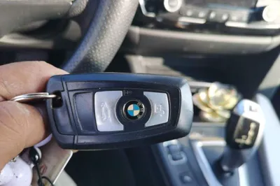 BMW 3 Series 2016, 101600 км, за 8375 USD - фото 20