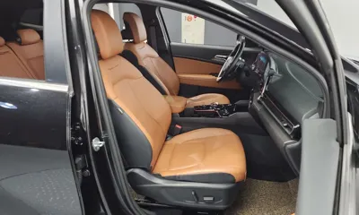 Kia Sportage 2022, 84094 км, за 15101.15 USD - фото 11