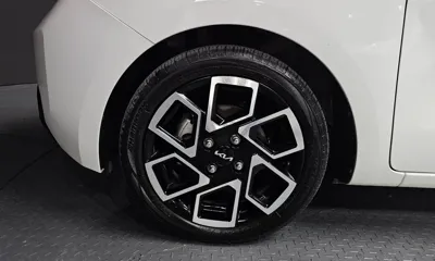 Kia Ray 2023, 28896 км, за 10890.11 USD